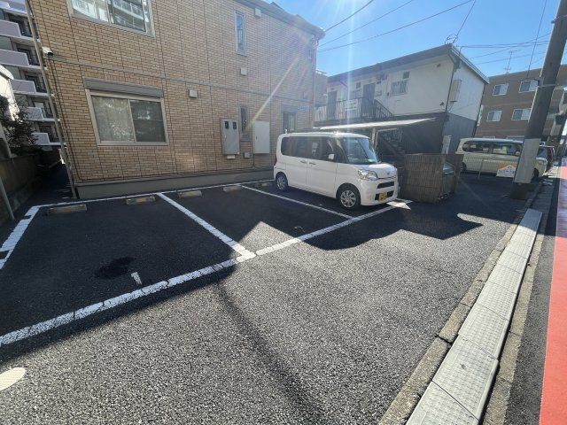 ユートピアⅠの駐車場