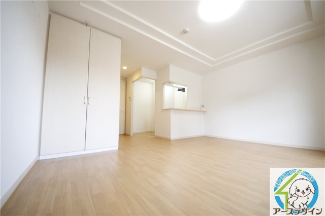 シャンティの居間・リビング