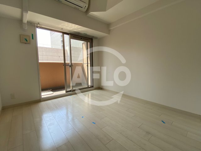 プレサンス心斎橋ルティアの居間・リビング|プレサンス心斎橋ルティア　洋室