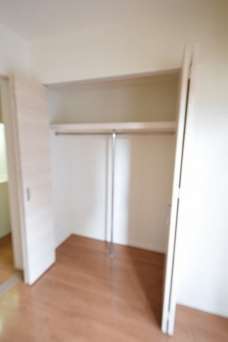 フォレ・リビエール磯辺通の収納