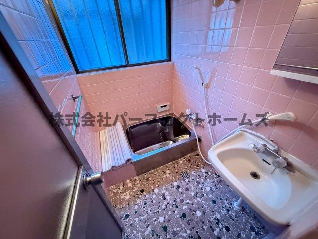 養父丘2丁目テラスの浴室|きれいなお風呂です