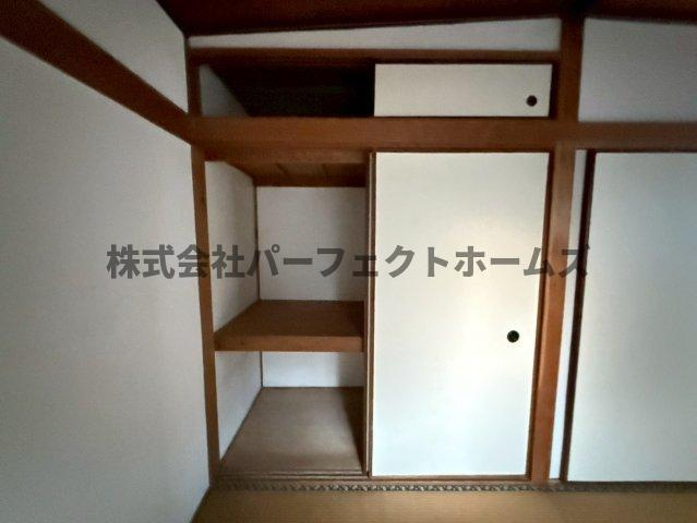 養父丘2丁目テラスの収納|専用の収納スペースです