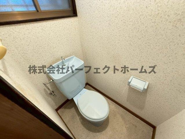 養父丘2丁目テラスのトイレ|落ち着いたトイレです