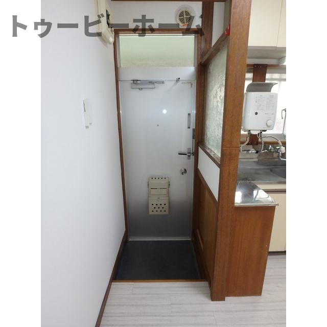 富士見コーポの玄関|ゆったりとした玄関です