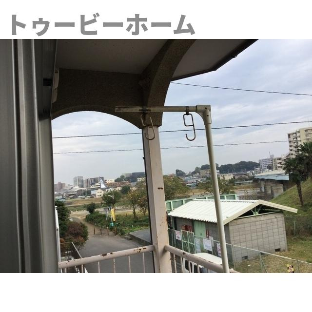 富士見コーポのバルコニー|暖かな日差しのふりそそぐバルコニー