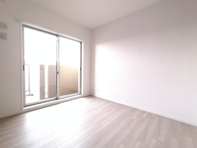 リーデンススクエア豊中大黒町の洋室