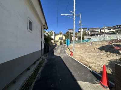 【前面道路含む現地写真】 | 安芸郡府中町八幡２丁目No.B