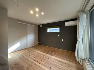 【洋室】 | 広島市安佐南区川内５丁目