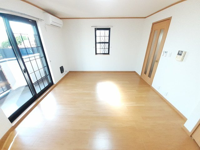 ネオ　プリムローズの内装