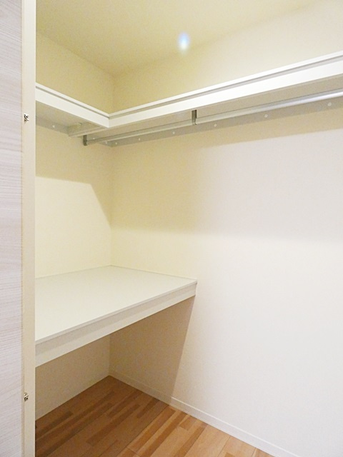 Ｅ－ｓｍｉｌｅ　榎の収納