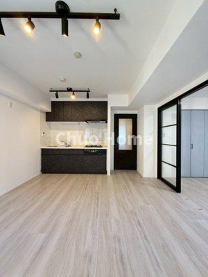 【居間・リビング】 | メッツ立石 | 【リビングダイニング】一日の中で多くの時間を過すことになるリビングダイニングだからこそ、いつも穏やかな空間であることが必然。爽やかな通風と採光を存分に感じる事が出来る空間です。