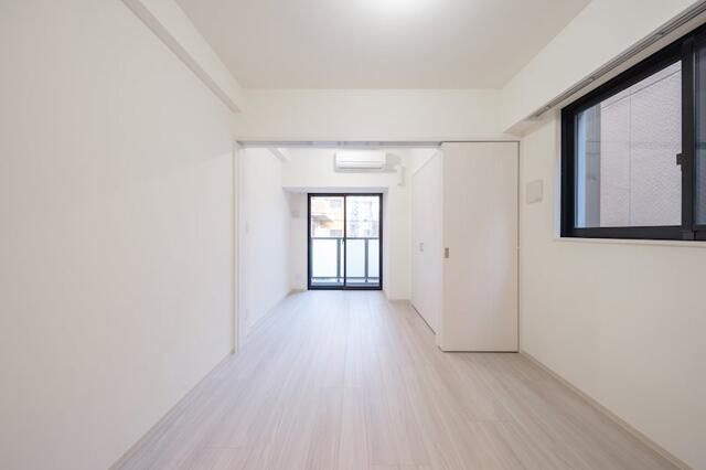 ドゥーエ入谷Ⅰの居間・リビング