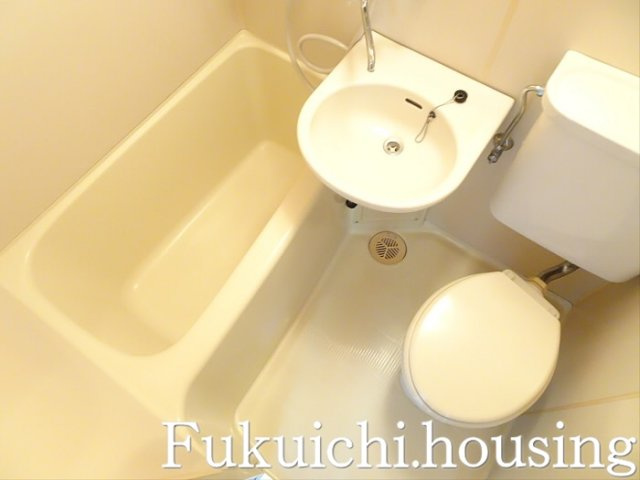 メゾンRTの浴室