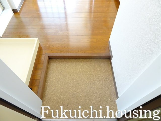 メゾンRTの玄関