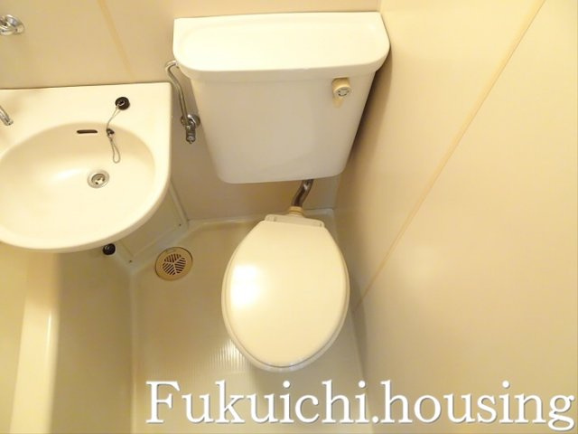 メゾンRTのトイレ