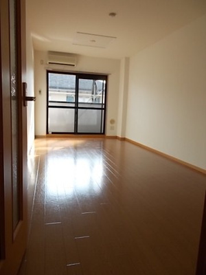 【居間・リビング】 | ブリーズ・パフューム