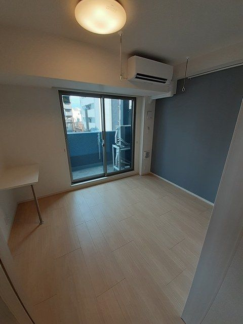 Ｅ．ステージ　新御徒町の居間・リビング