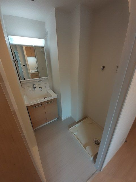 Ｅ．ステージ　新御徒町の洗面所