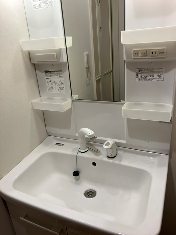 新宿御苑ダイカンプラザの洗面所