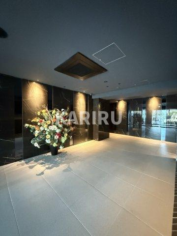 LUXENA KADOMAのロビー