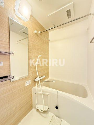 LUXENA KADOMAの浴室