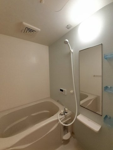 ラフィネ・レジタンスの浴室