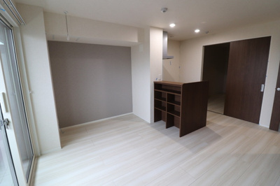 【居間・リビング】 | ノーブル浦和美園 | ゆったりとしたリビングです