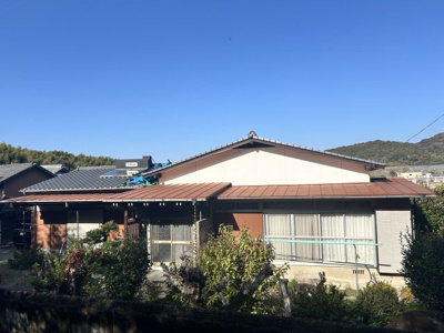 【外観】 | 勝立売家 | 予算を抑えて理想を叶える。DIYも楽しめる、自然豊かな平屋！