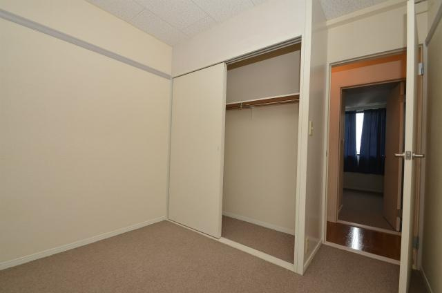 北九州市八幡西区幸神３丁目のアパートの収納