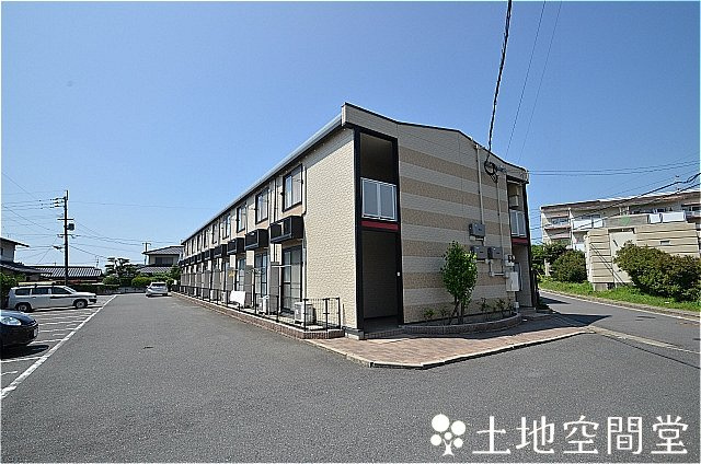 北九州市八幡西区町上津役東２丁目のアパート