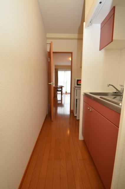 北九州市八幡西区西鳴水２丁目のアパートの玄関