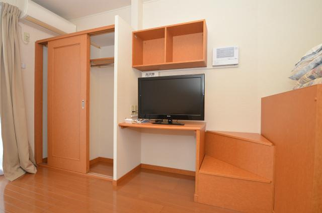 北九州市八幡西区西鳴水２丁目のアパートの寝室|洋室