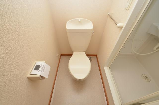 北九州市八幡西区本城学研台２丁目のアパートのトイレ