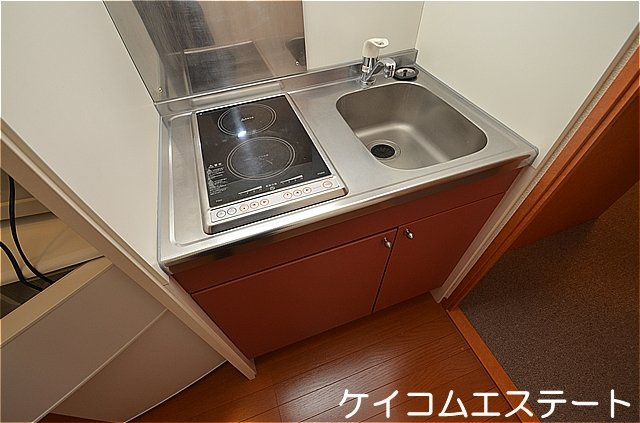 北九州市八幡西区引野２丁目のアパートのキッチン