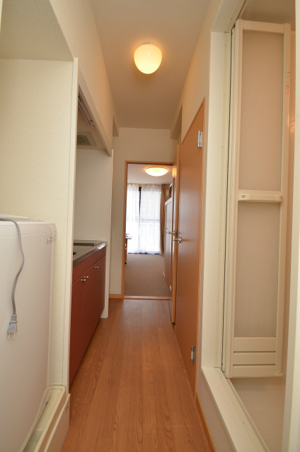 北九州市八幡西区陣原１丁目の賃貸マンションの玄関