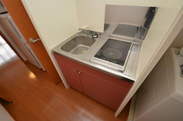 北九州市八幡西区木屋瀬２丁目のアパートのキッチン