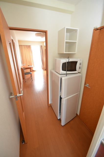 北九州市八幡西区則松東１丁目のアパートのキッチン