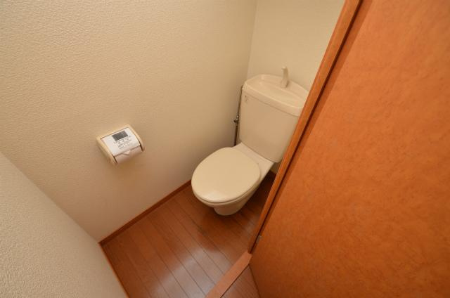 遠賀郡水巻町猪熊２丁目のアパートのトイレ