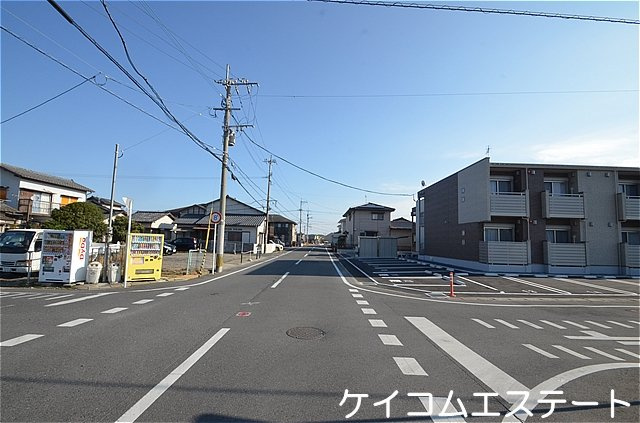 遠賀郡水巻町伊左座５丁目のアパートの展望|前面道路