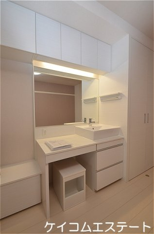 遠賀郡水巻町伊左座５丁目のアパートの洗面所|同タイプ：室内に洗面所あり