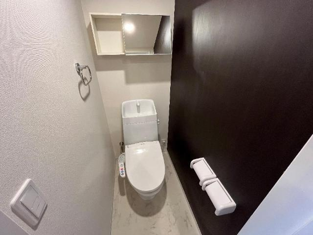 ジュネス粕壁東のトイレ|シャワー付トイレ