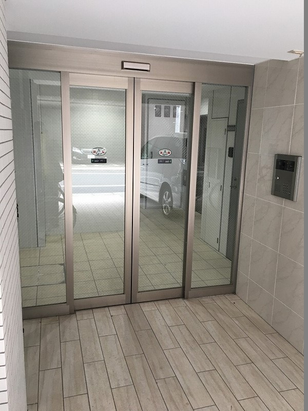 アリビオ両国のエントランス