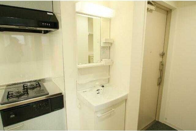 アリビオ両国の独立洗面台