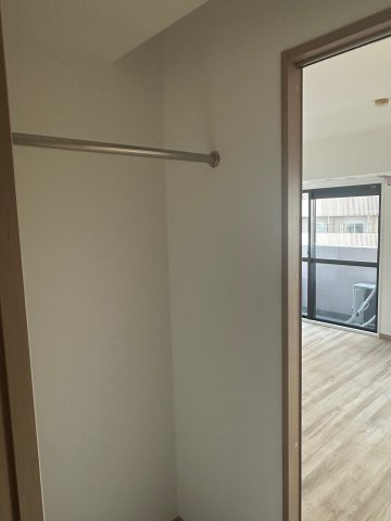 ハイネスロワイヤルの居間・リビング