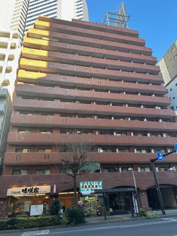 ハイネスロワイヤルの外観