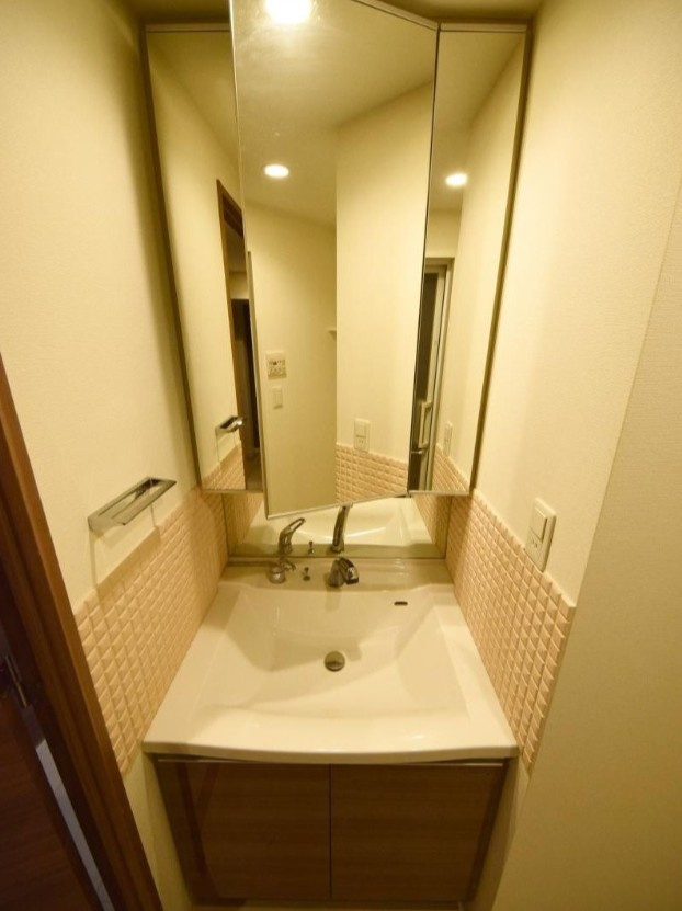 西日暮里フラッツの洗面所