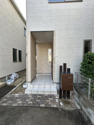 【玄関】 | 安芸郡府中町石井城１丁目