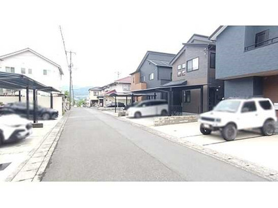 【前面道路含む現地写真】 | 広島市安佐南区高取北４丁目 高取第二