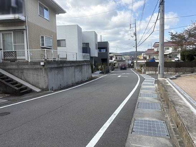 【前面道路含む現地写真】 | 東広島市八本松南４丁目