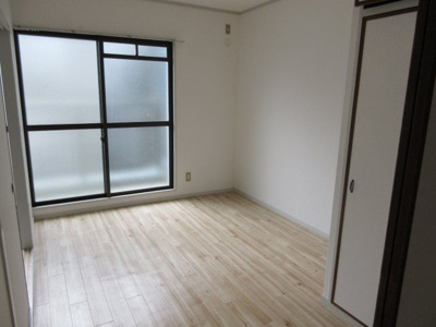 【洋室】 | メゾンエルセビア